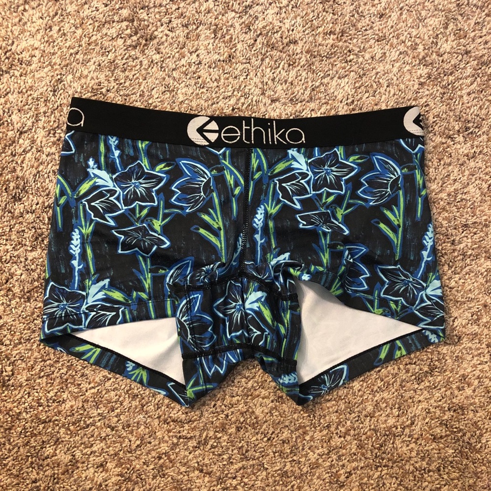 Women’s Staple Neon Floral Print Ethika’s